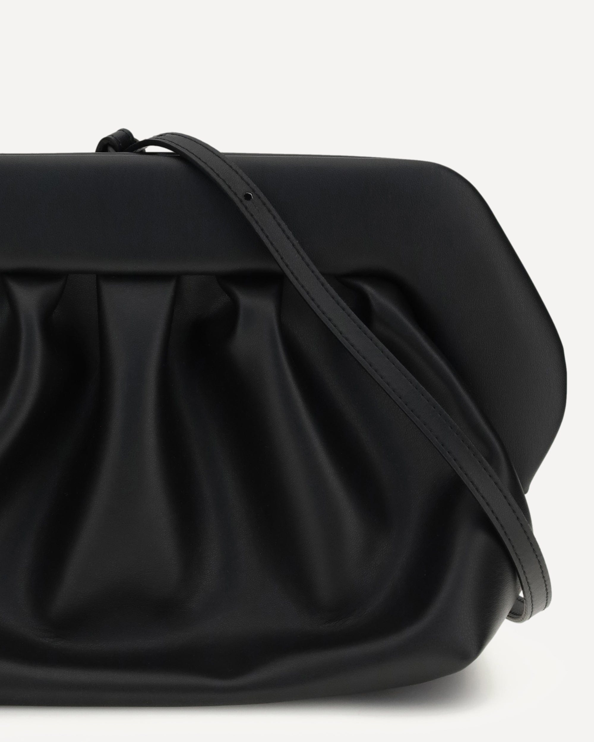 THEMOIRè Bios Clutch Bag With Strap