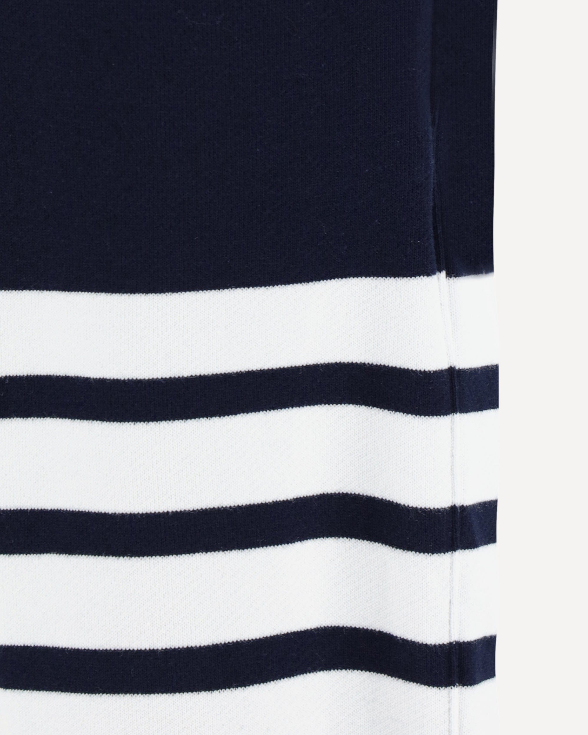بنطال رياضي كلاسيكي من Thom Browne