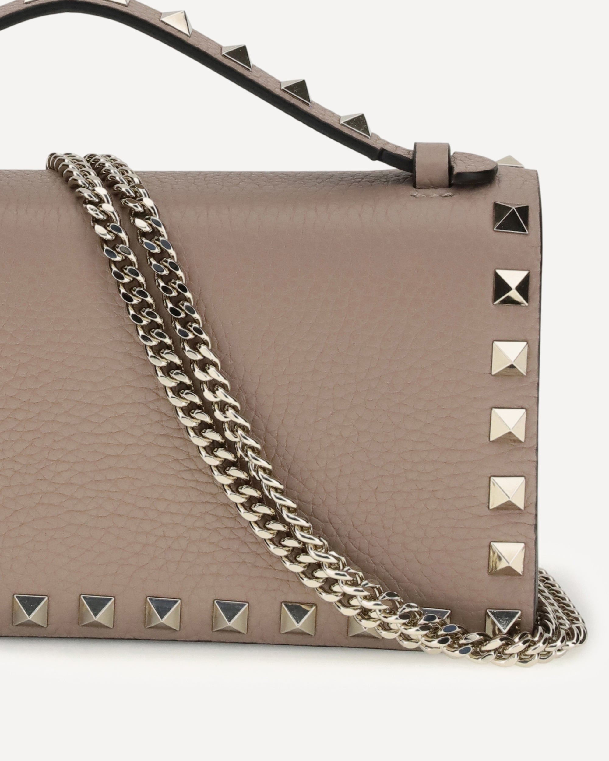 Valentino Garavani ロックスタッズ チェーンウォレット | Sendegaro JP