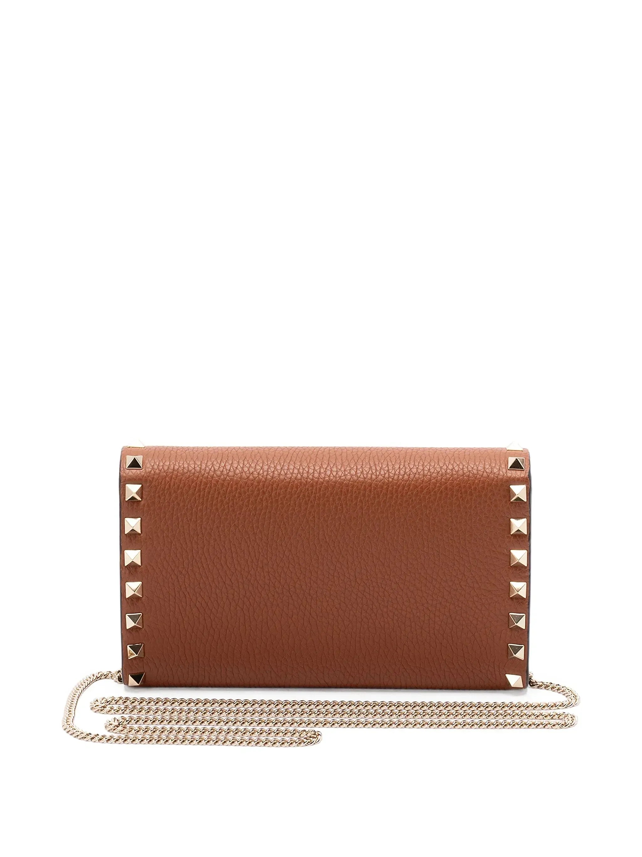 たみきりさ　Valentino レザーバッグ　チェーン　未使用　新品 Valentino Garavani ロックスタッド レザー チェーン ショルダーバッグ