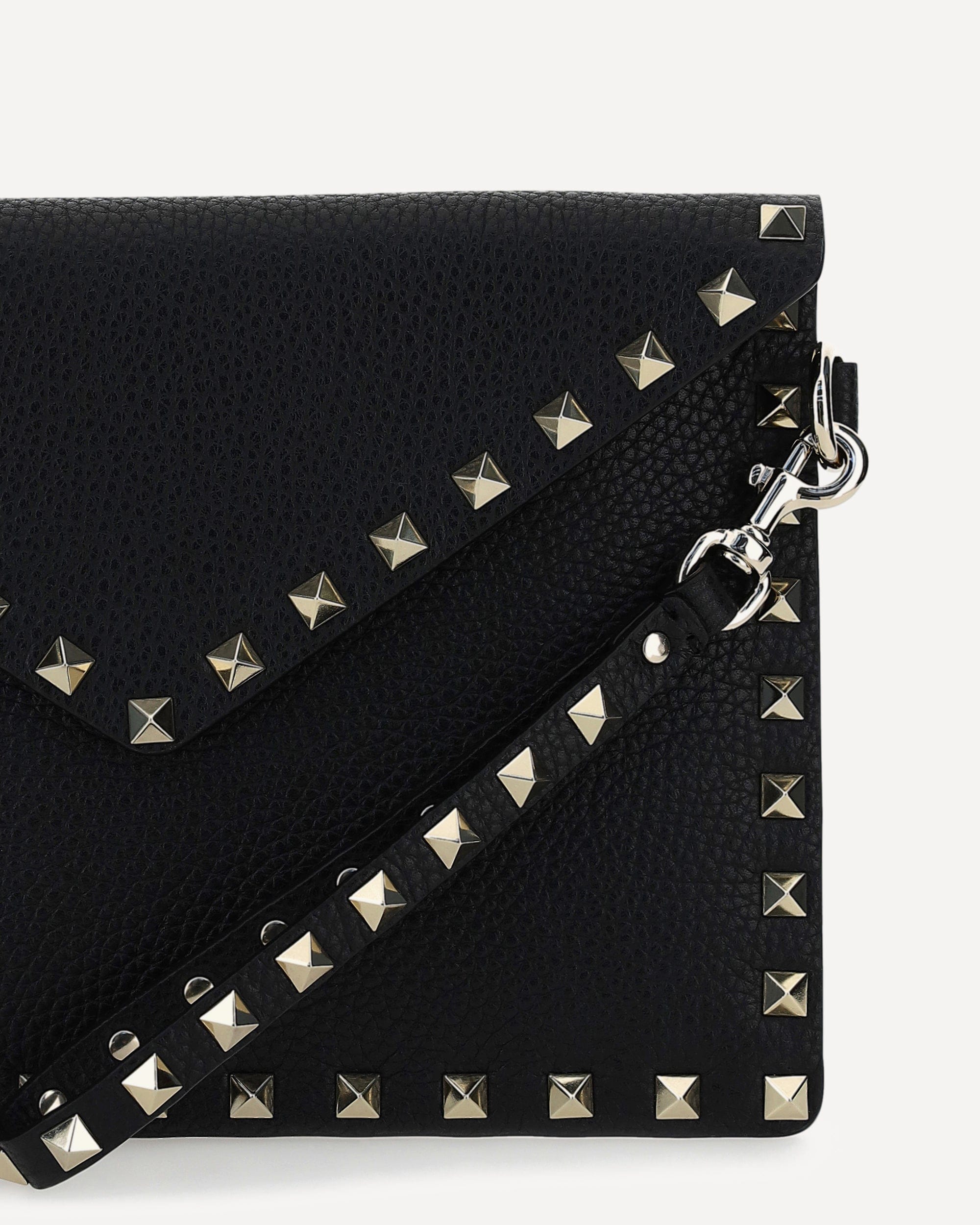Valentino Garavani Rockstud Pouch In Leather