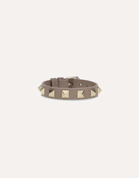 Valentino Garavani ロックスタッズ スタッズ付きレザーブレスレット