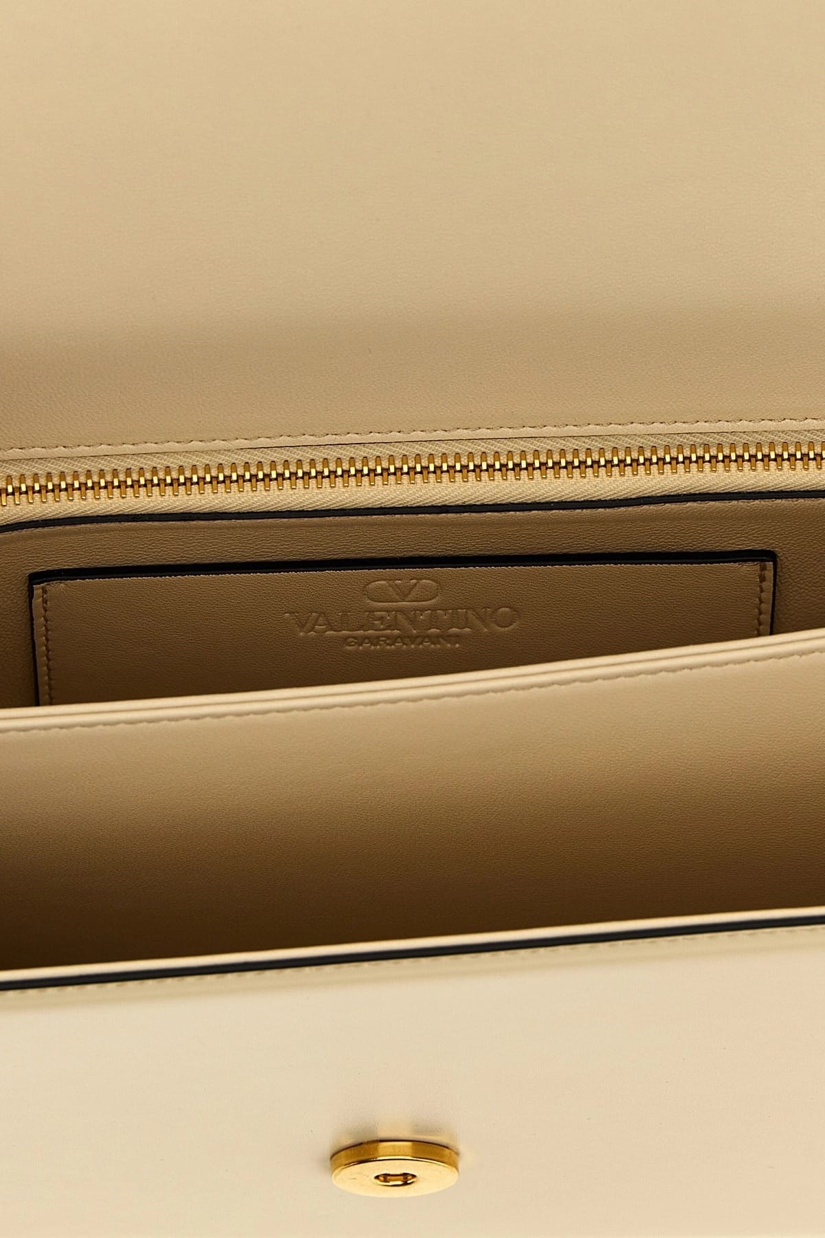 Valentino Garavani Valentino Garavani Vain Shoulder Bag