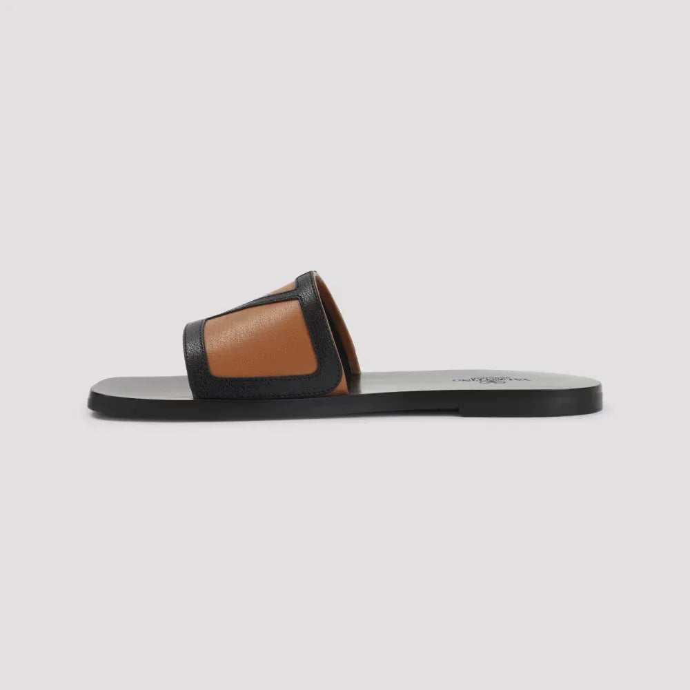 Valentino Garavani Viva Superstar Sandals