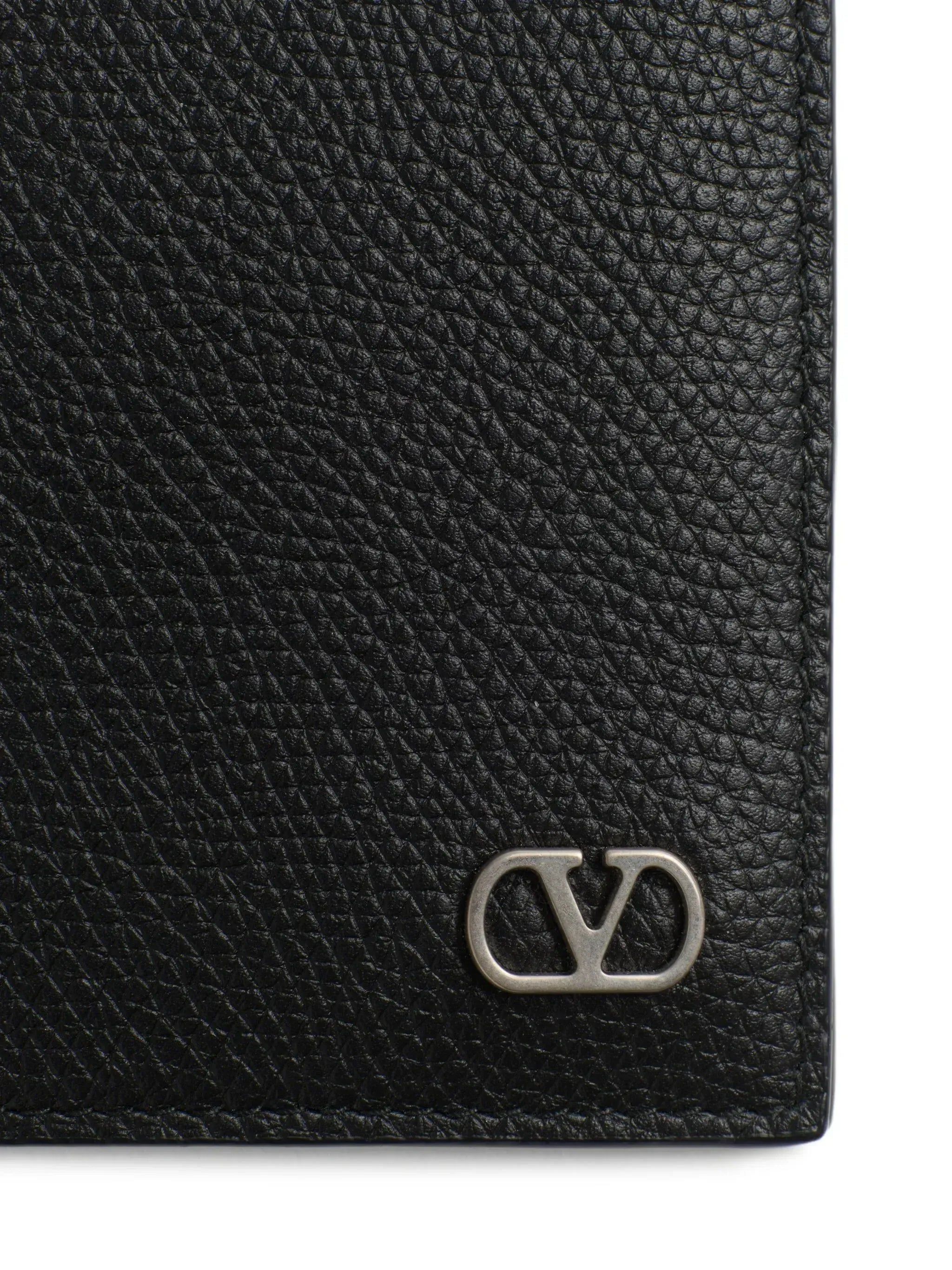 Valentino Garavani Vlogo Signature Grainy Wallet